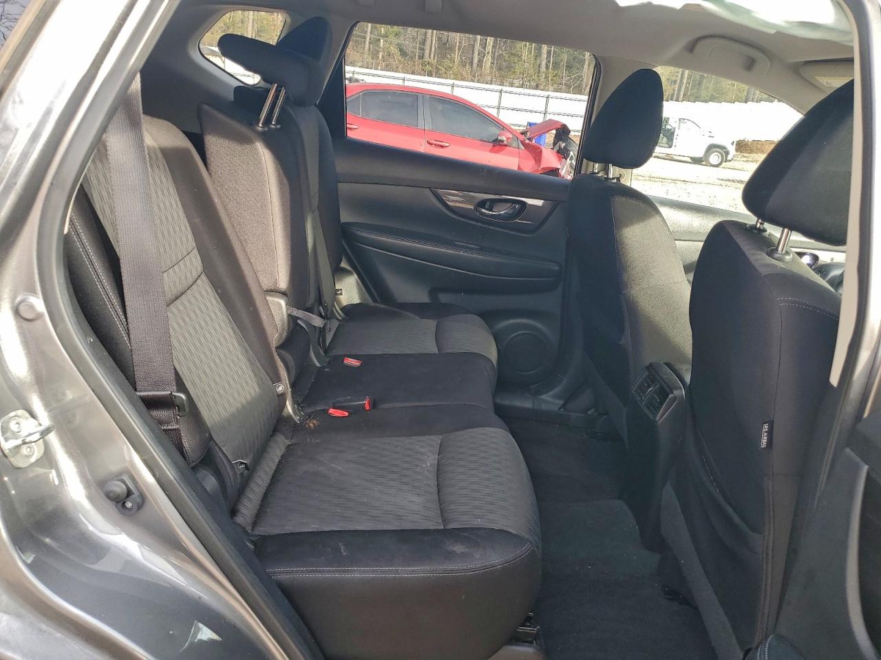 Nissan Rogue S Image 6