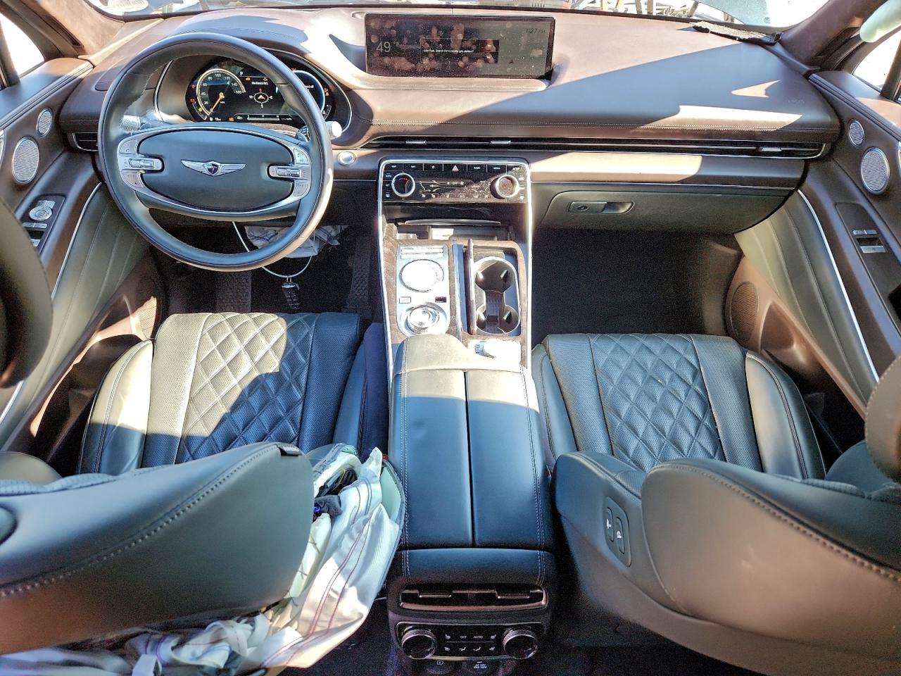 Genesis GV80 Base Image 6