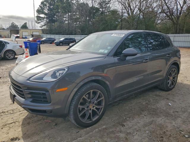  Salvage Porsche Cayenne