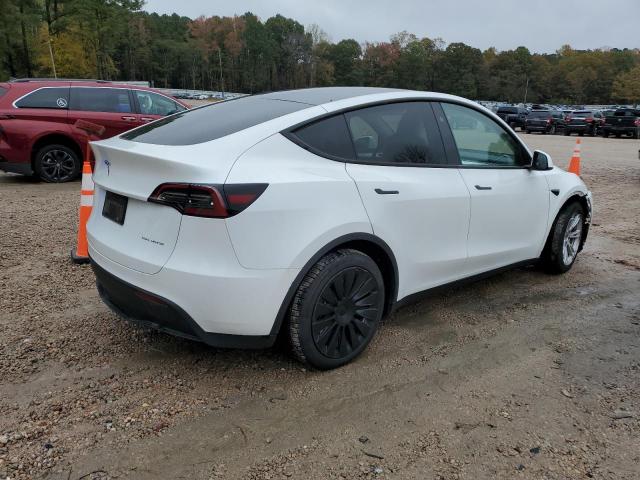 Tesla Model Y Image 9