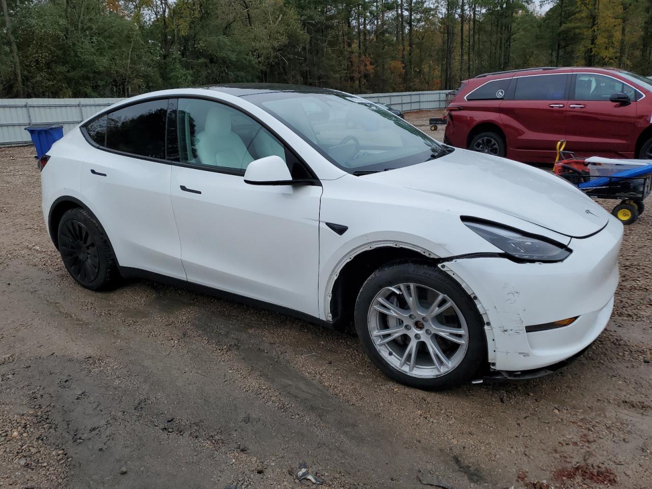 Tesla Model Y Image 10