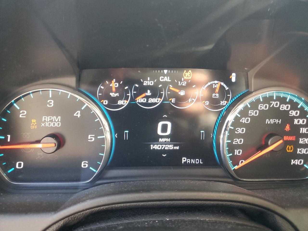 GMC Yukon Denali Image 12