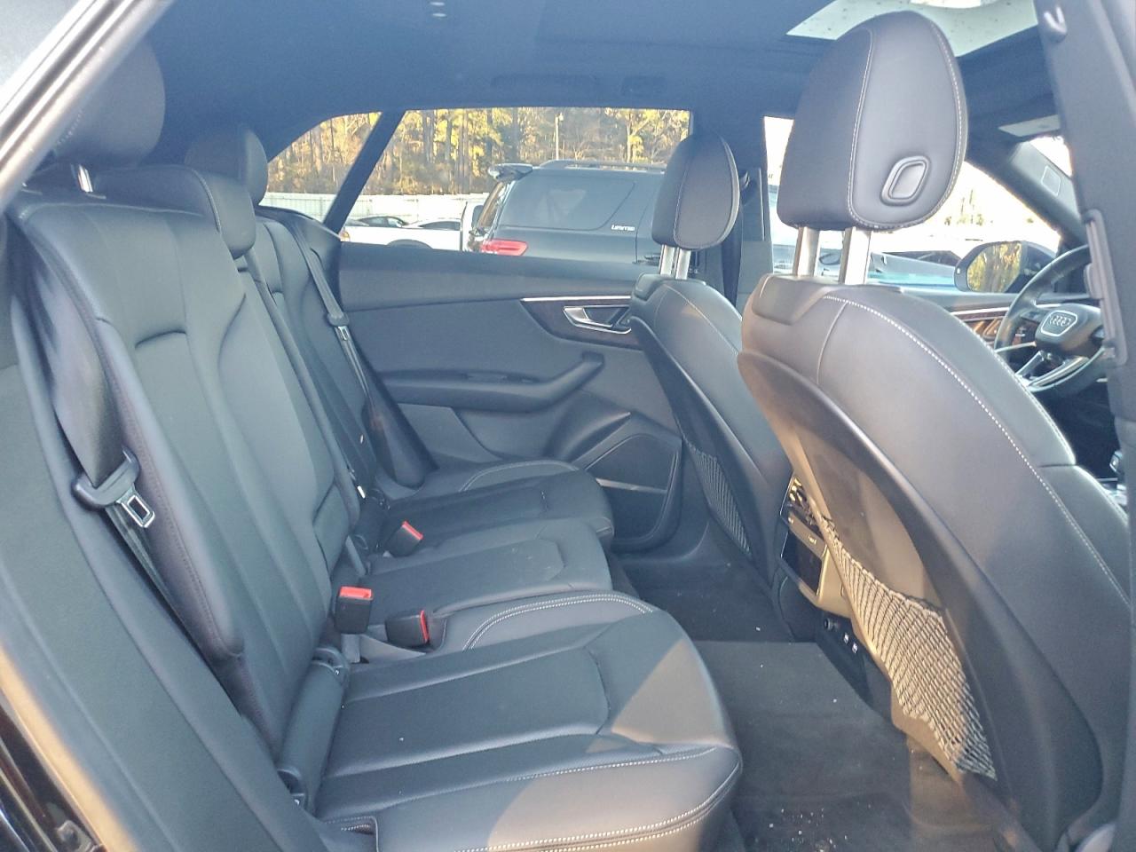 Audi Q8 Premium Plus S-line Image 5