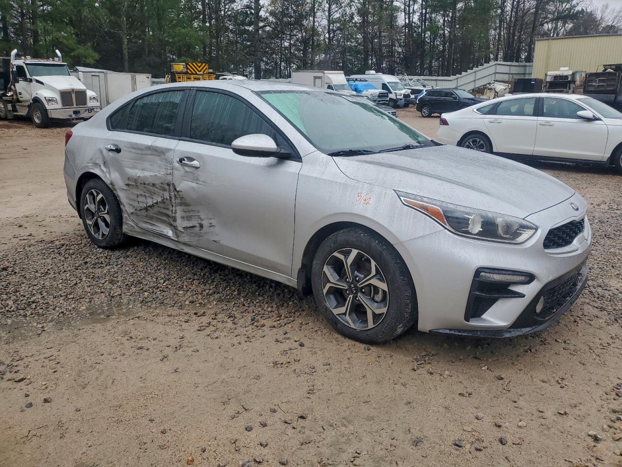 Kia Forte Fe Image 3