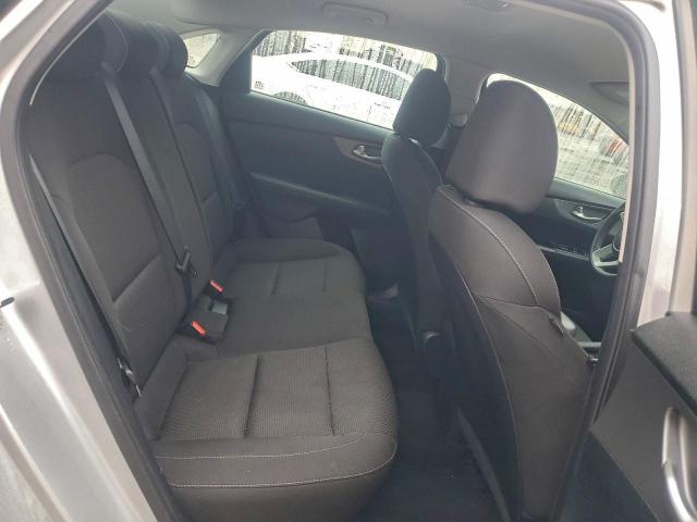 Kia Forte Fe Image 10