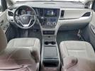 Toyota Sienna Le Image 8
