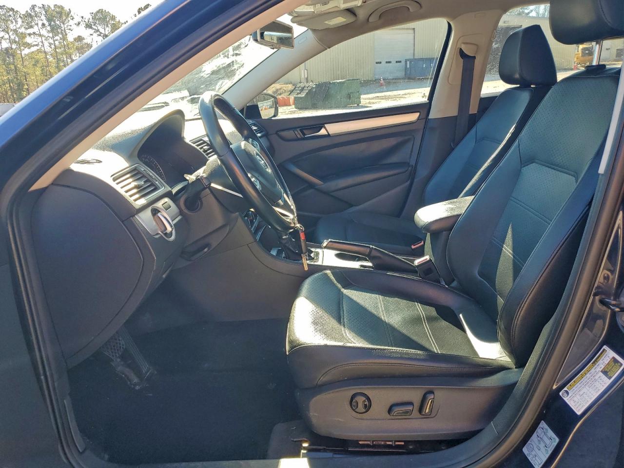 Volkswagen Passat Se Image 3