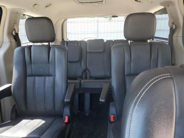 Chrysler Minivan Touring L Image 12