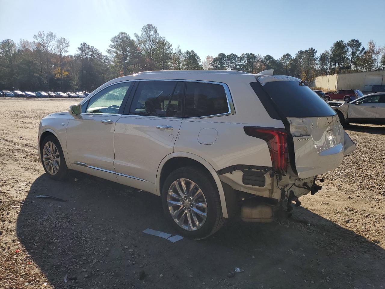 Cadillac XT6 Premium Luxury Image 2