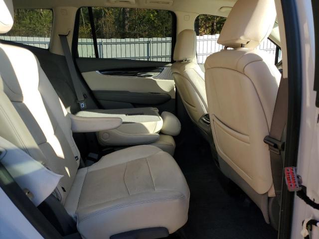 Cadillac XT6 Premium Luxury Image 11