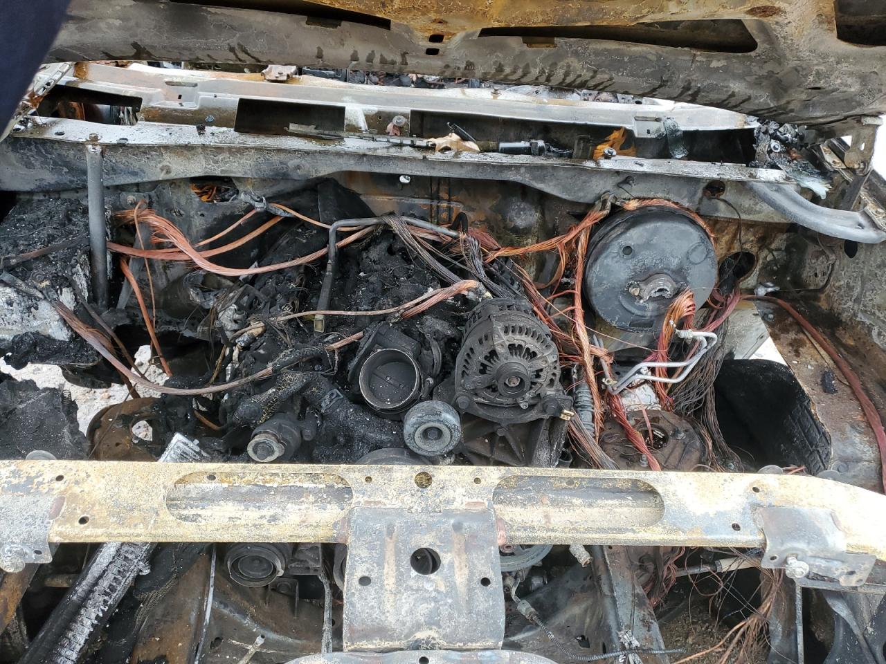 GMC Sierra K1500 Slt Image 9