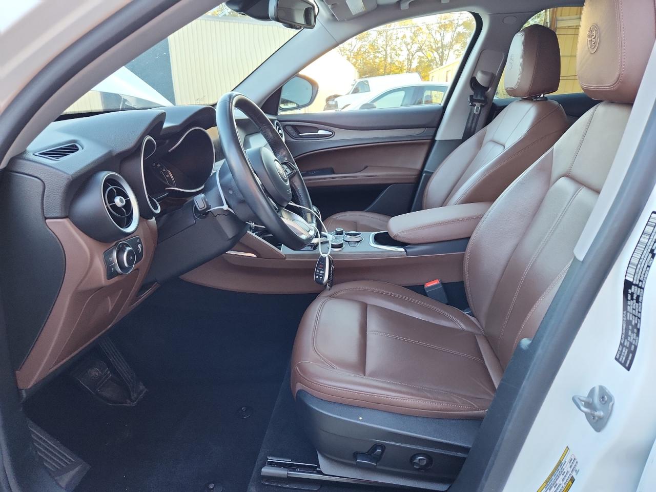 Alfa Romeo Stelvio Ti Image 4