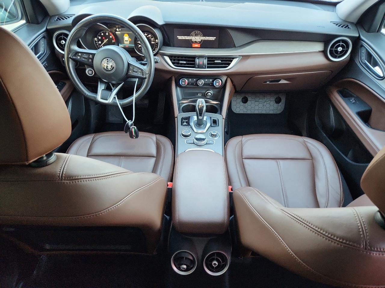 Alfa Romeo Stelvio Ti Image 9