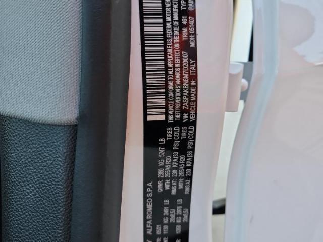 Alfa Romeo Stelvio Ti Image 13