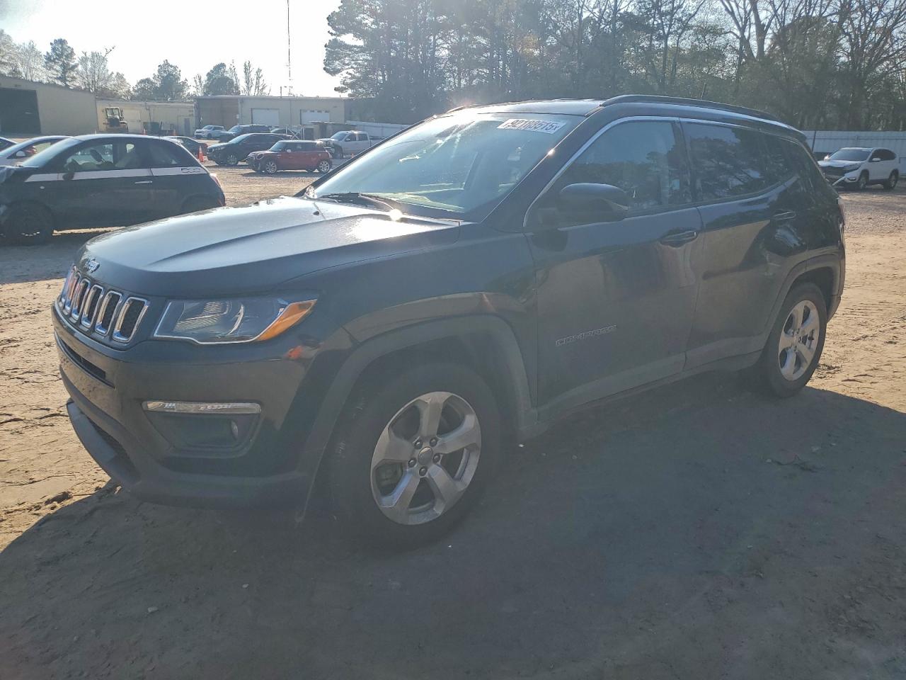 Jeep Compass Latitude Image 1