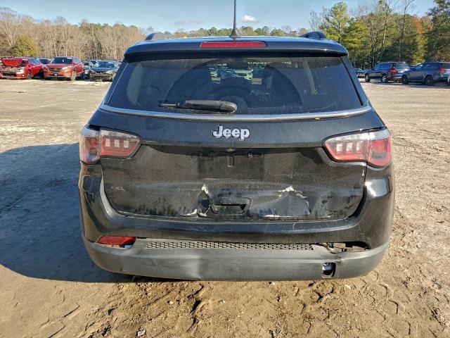 Jeep Compass Latitude Image 4