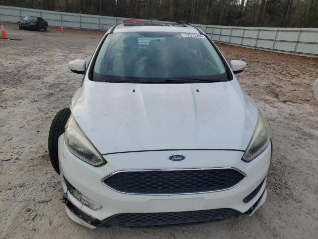 Ford Focus Se Image 11