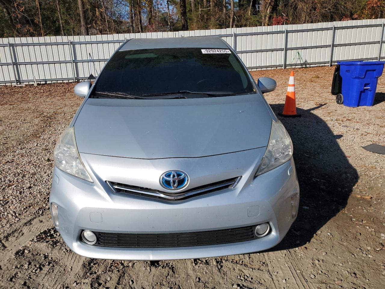 Toyota Prius Image 12