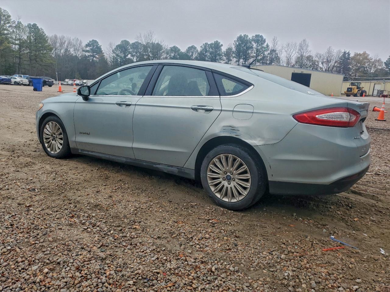 Ford Fusion S Hybrid Image 3