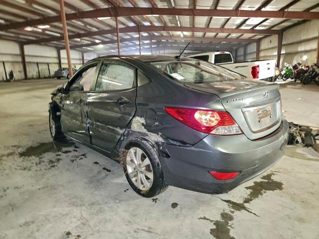 Hyundai ACCENT Gls Image 13