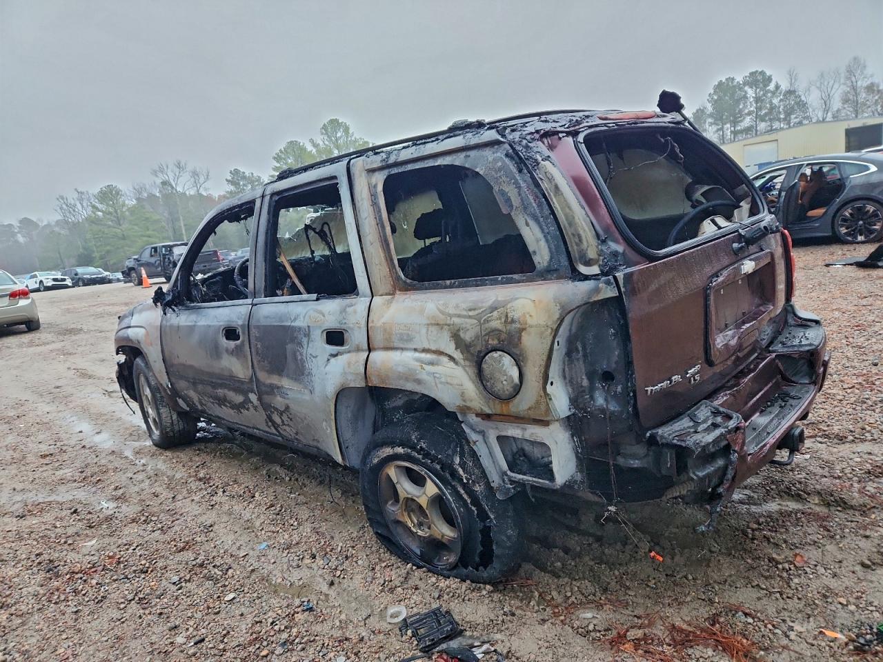 Chevrolet Trailblazer Ls Image 2