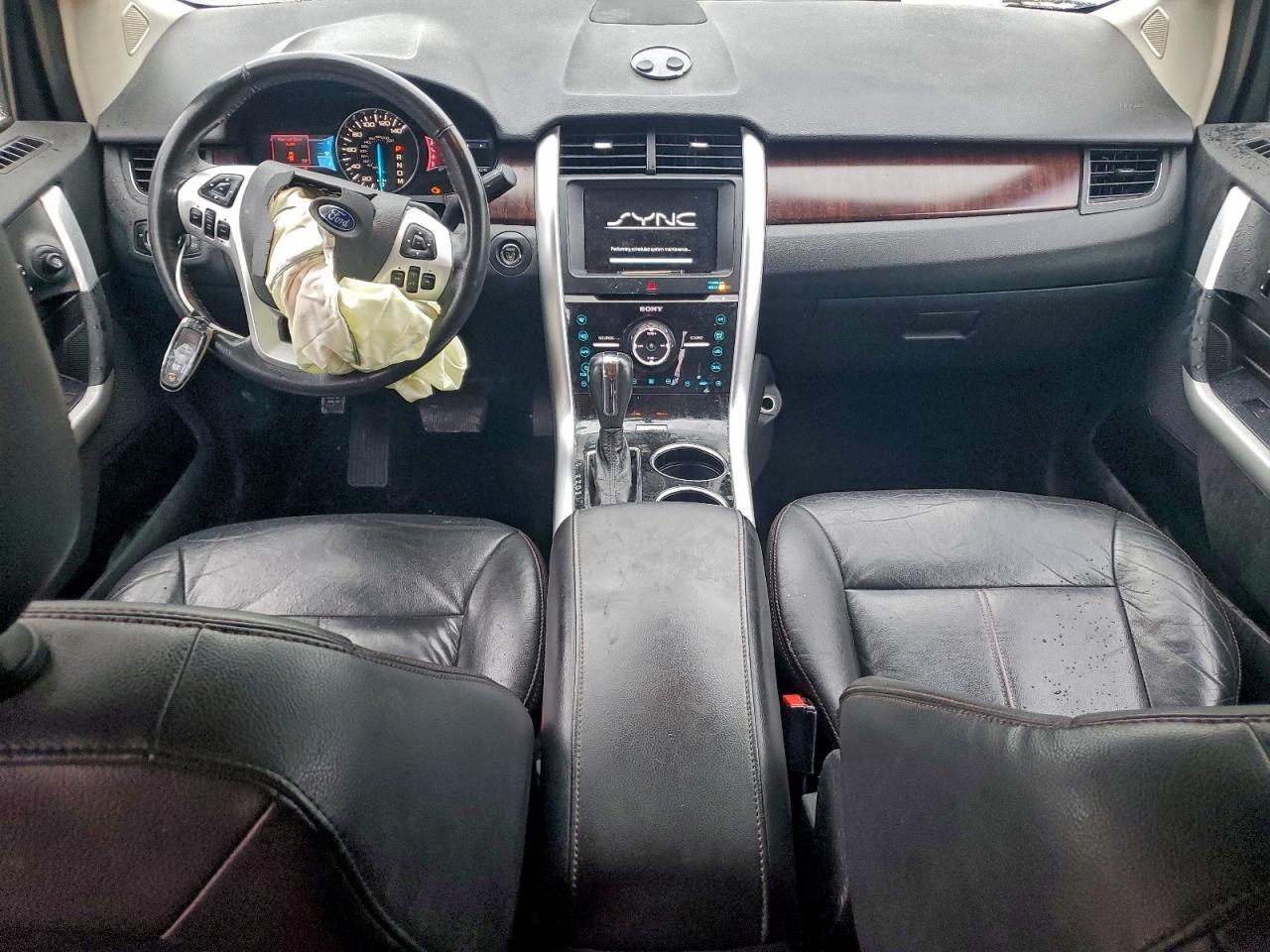 Ford Edge Limited Image 11