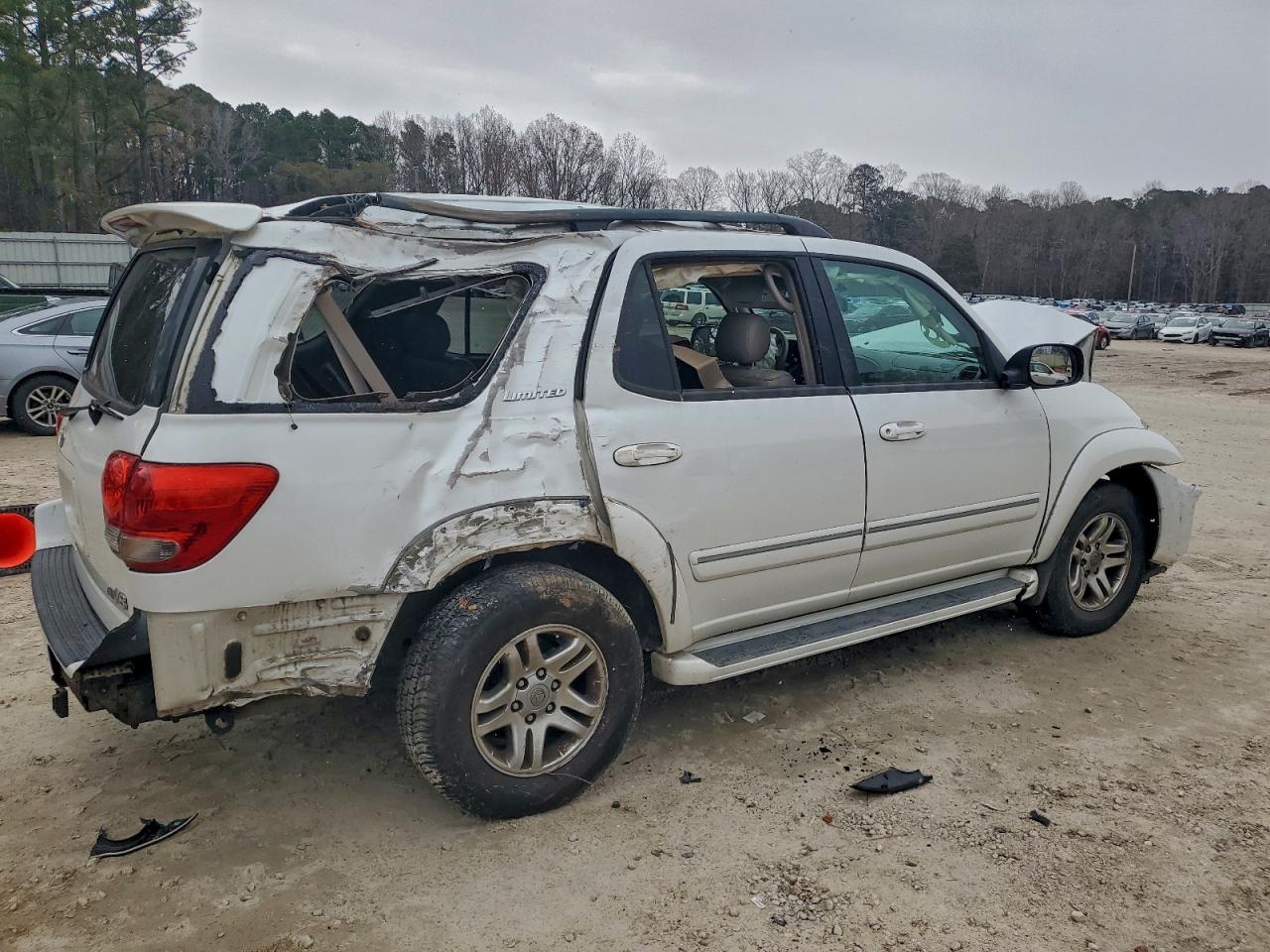 Toyota Sequoia Limited Image 3