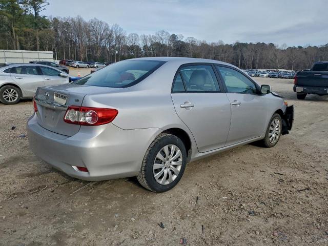 Toyota Corolla Base Image 6