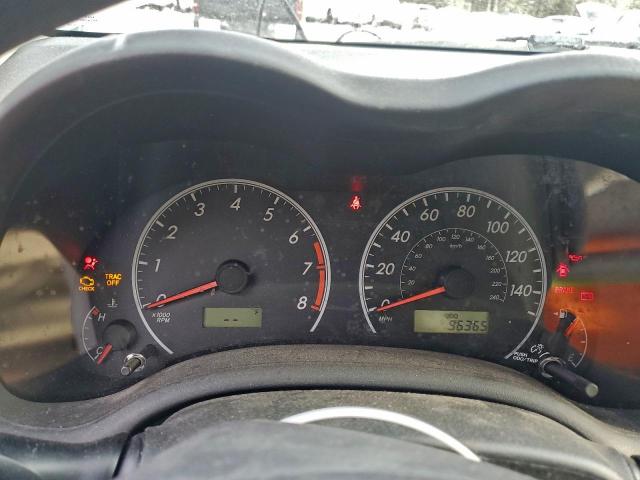 Toyota Corolla Base Image 8