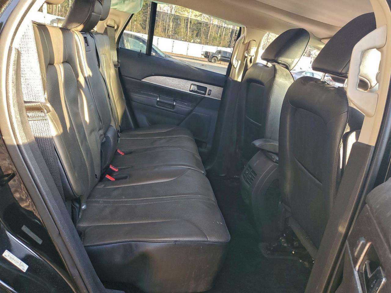 Lincoln MKX Image 10