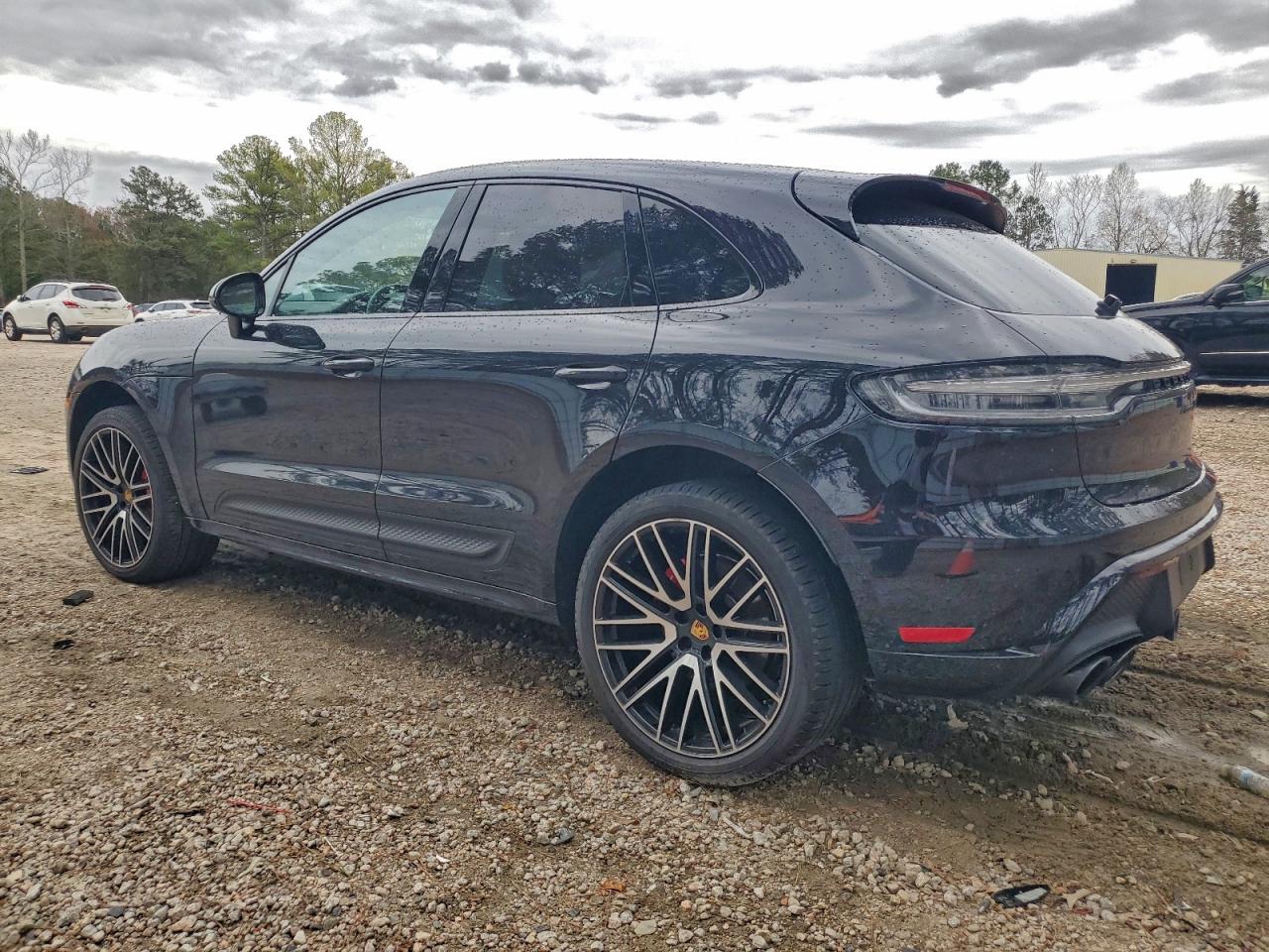 Porsche Macan S Image 2