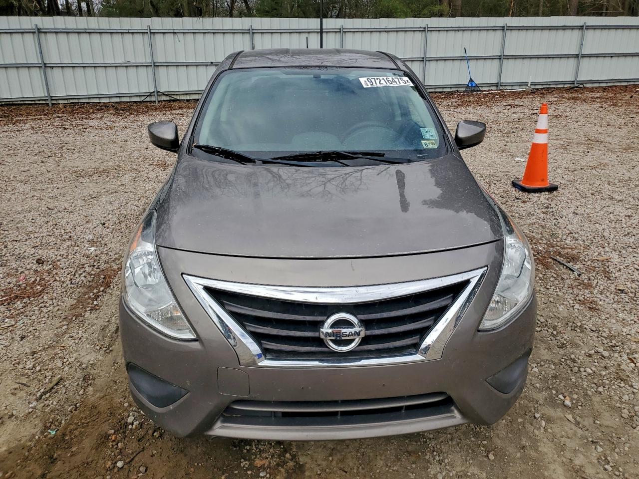 Nissan Versa S Image 11