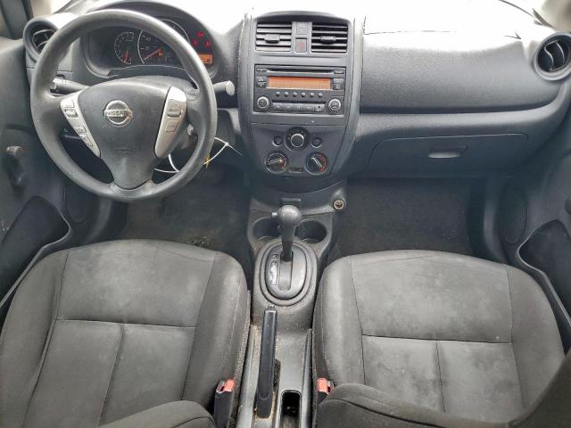 Nissan Versa S Image 6