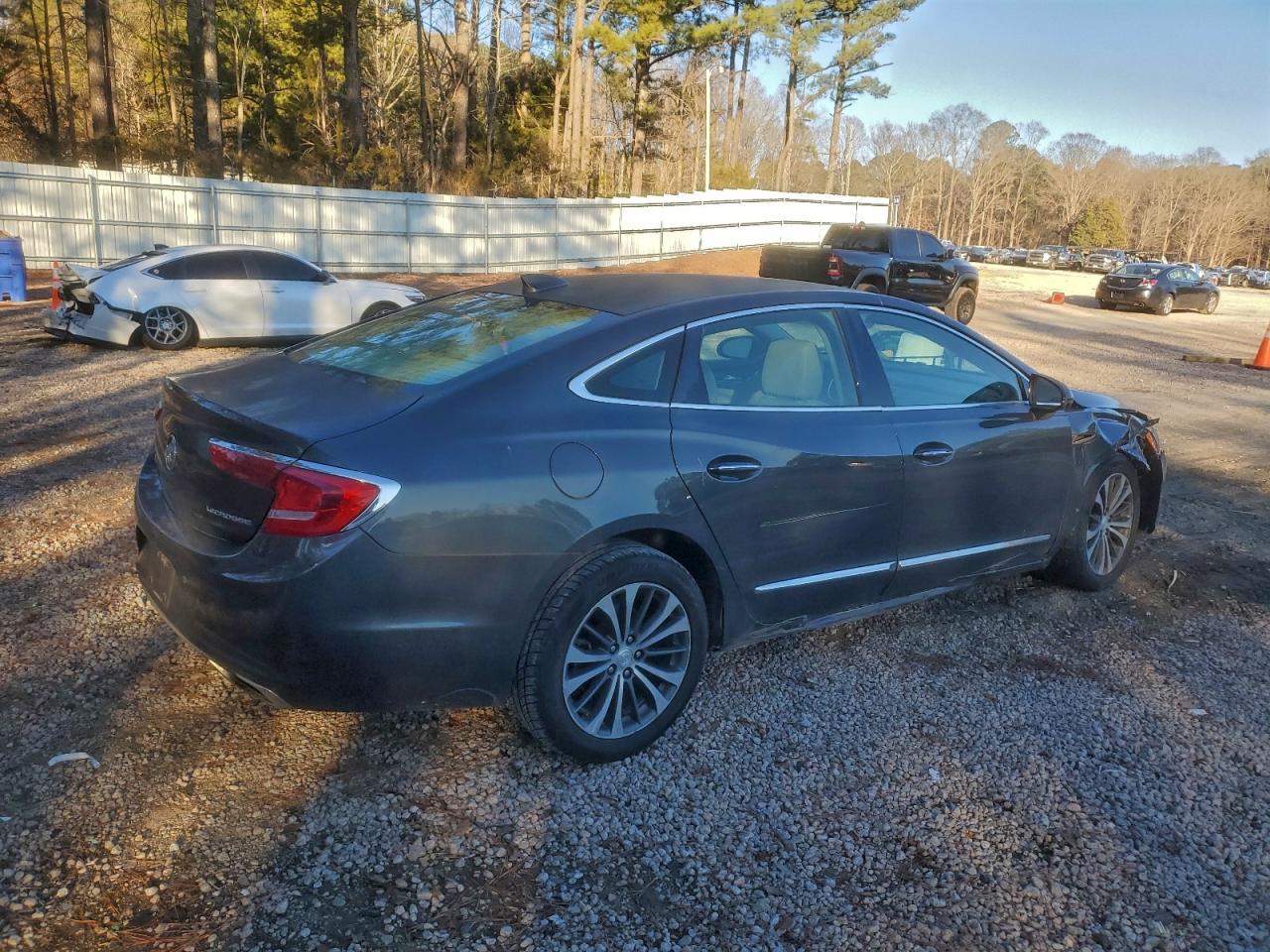 Buick LaCrosse Essence Image 5