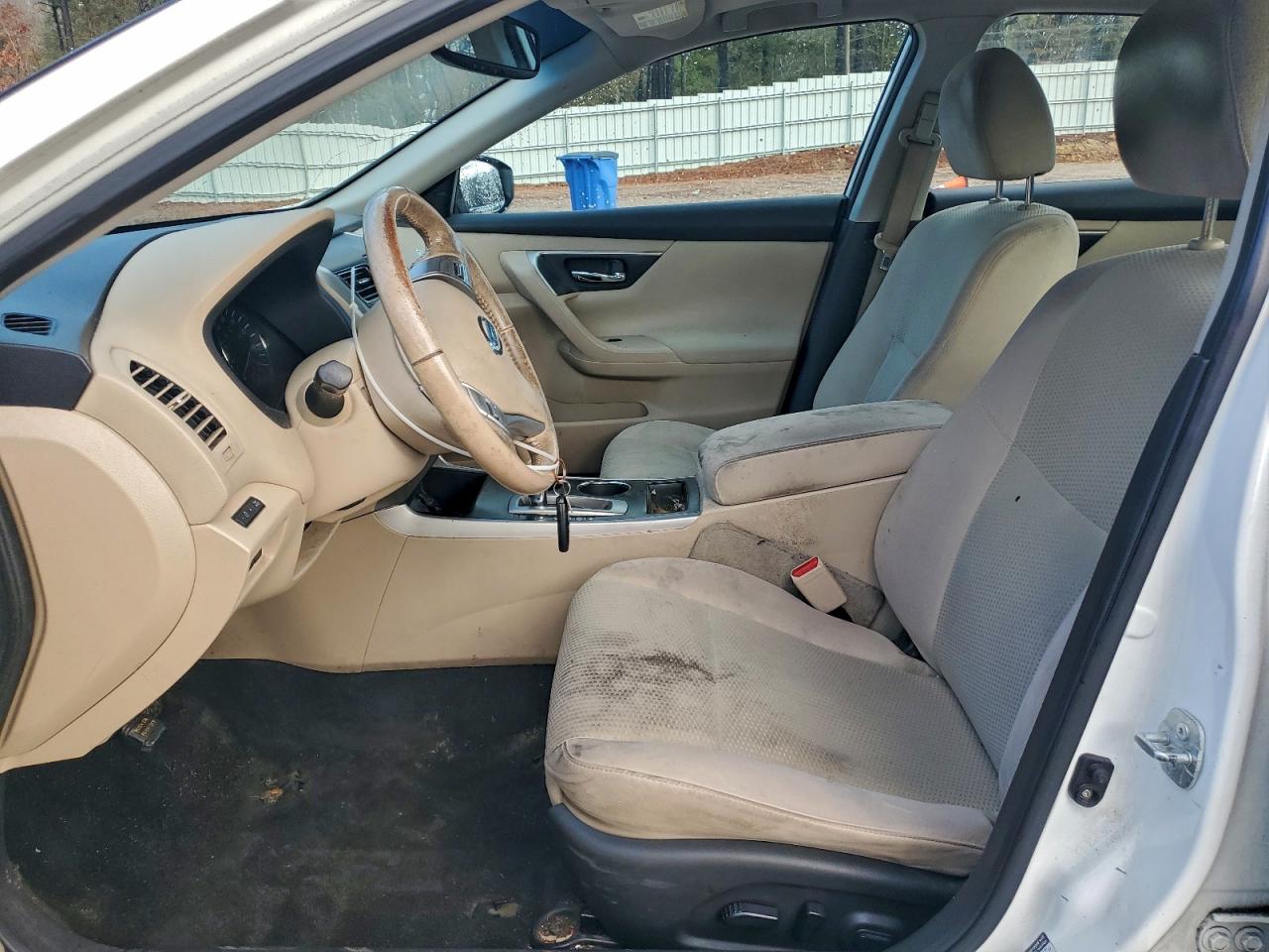 Nissan Altima 2.5 Image 4