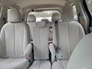 Toyota Sienna Le Image 10