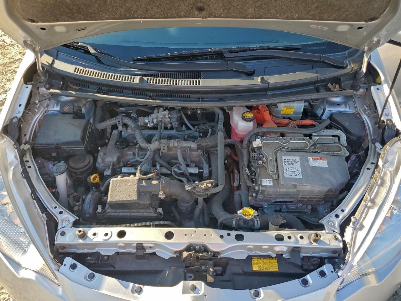 Toyota Prius Image 12