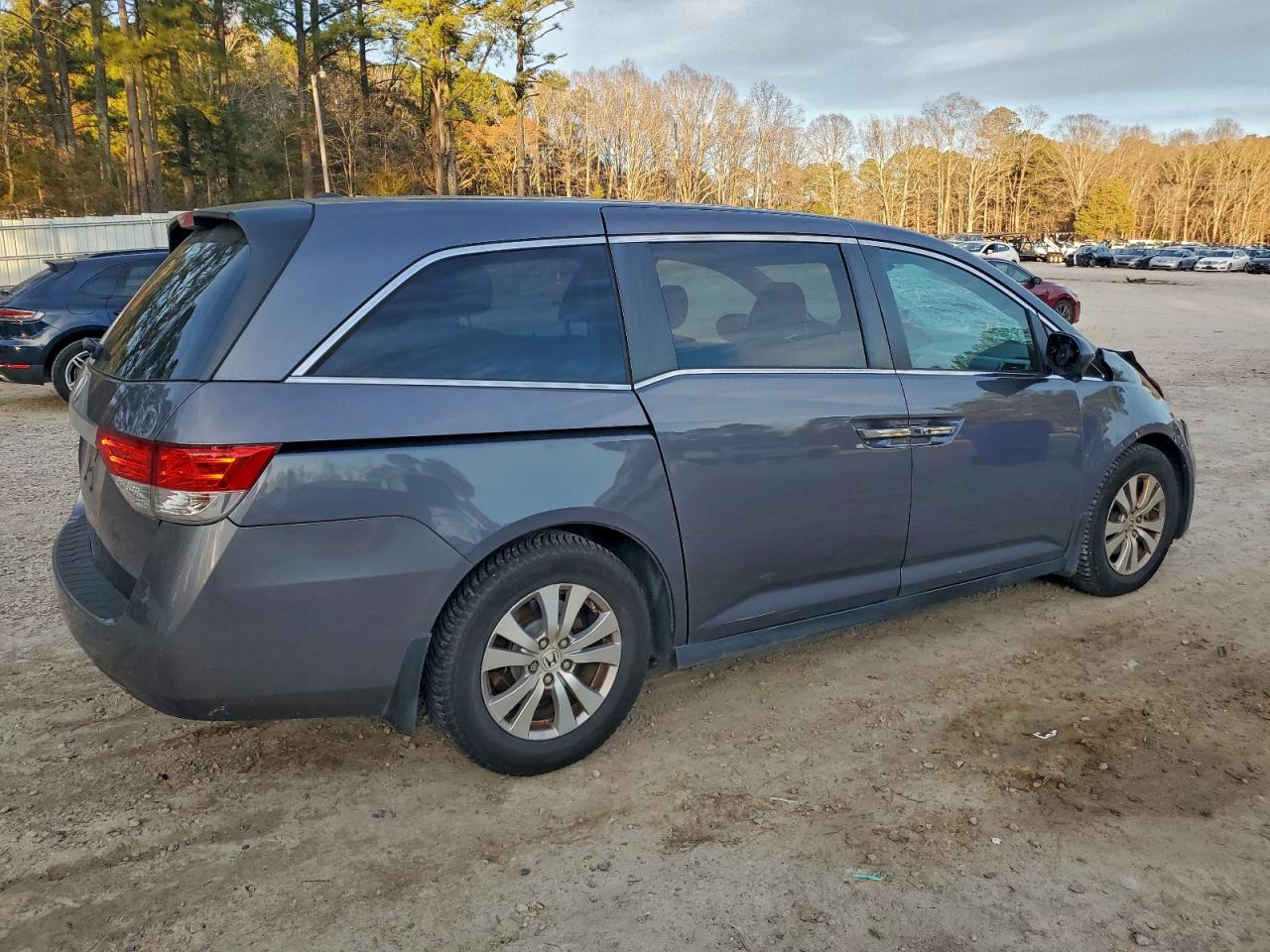 Honda Odyssey Exl Image 10
