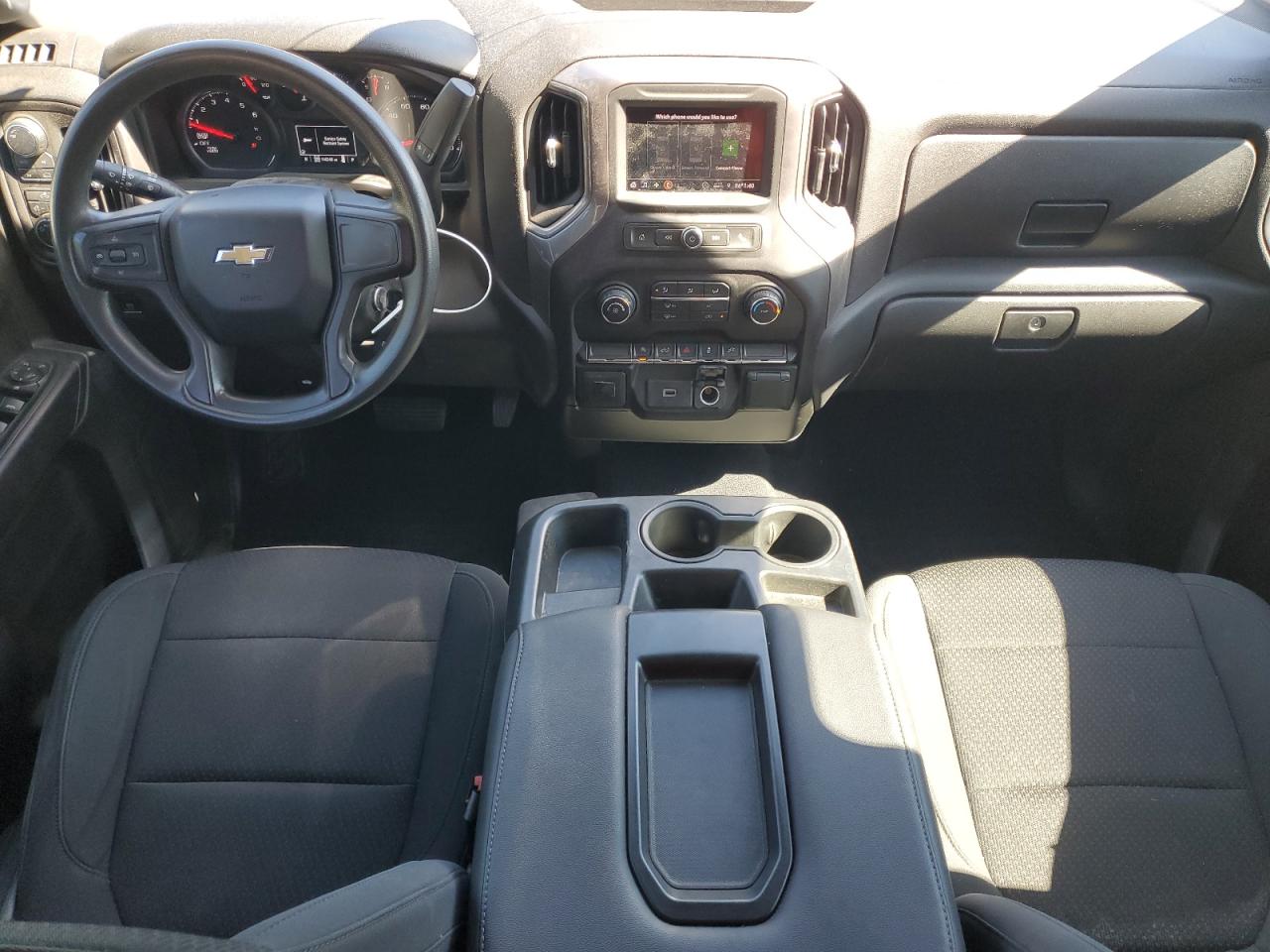 Chevrolet Silverado K1500 Custom Image 10