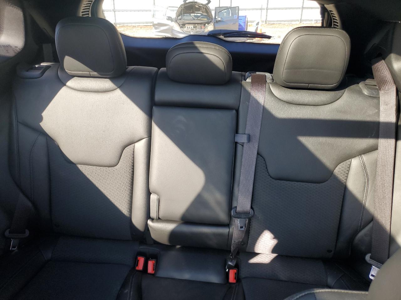 Jeep Compass Latitude Image 7