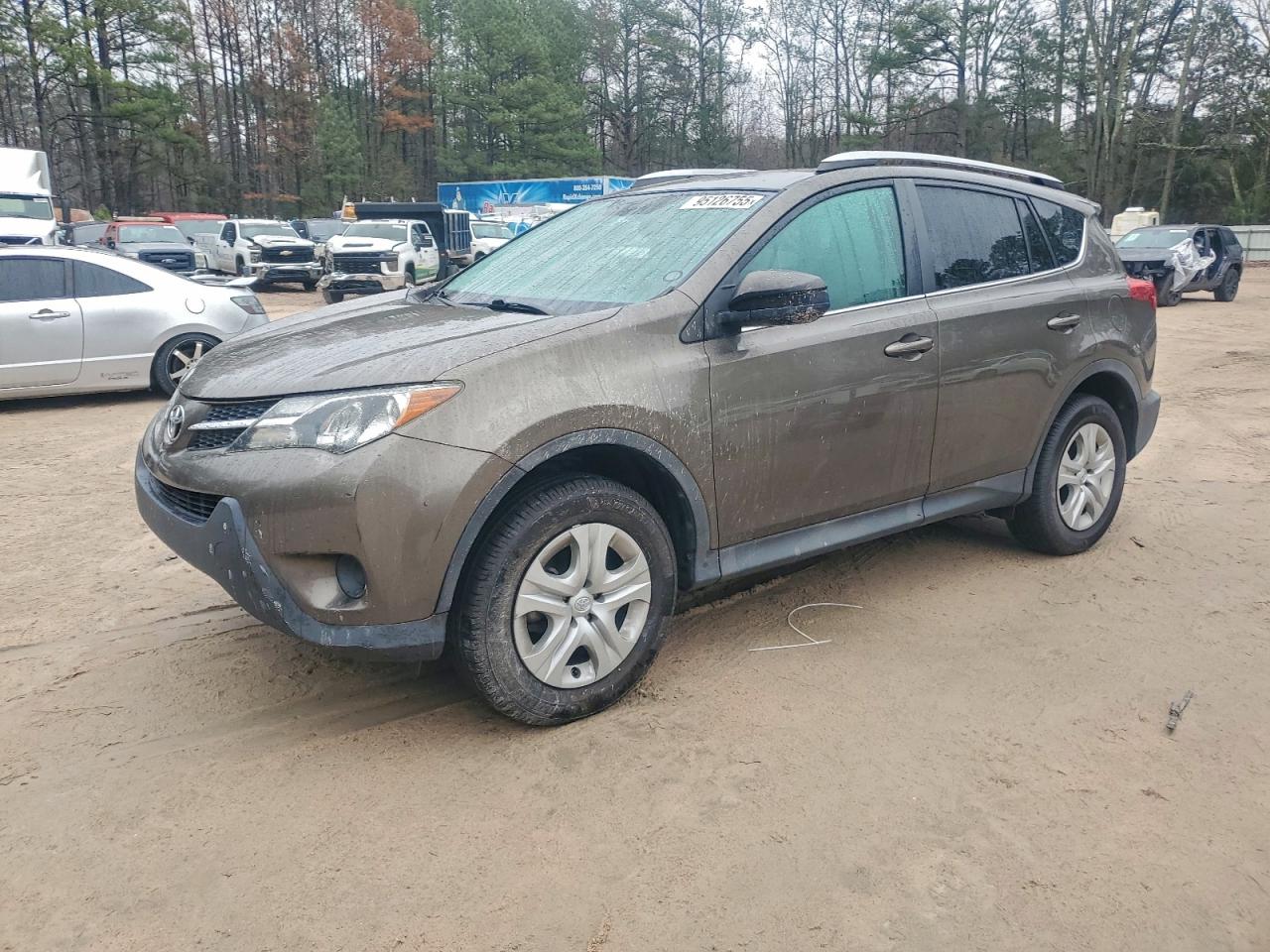 Toyota RAV4 Le Image 1