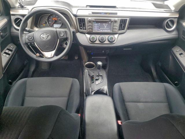 Toyota RAV4 Le Image 11