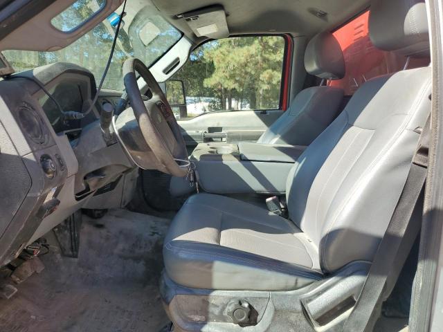 Ford F-550 Super Duty Image 12