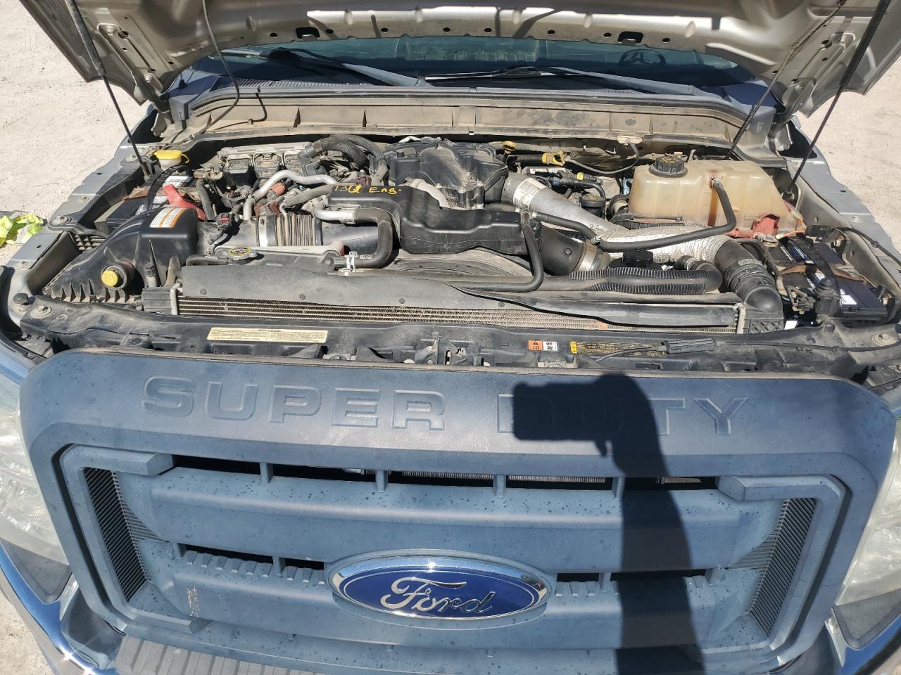 Ford F-550 Super Duty Image 13