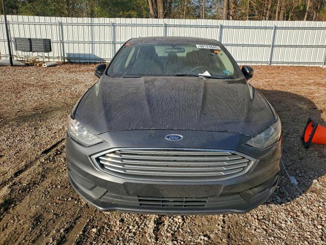 Ford Fusion Se Hybrid Image 3