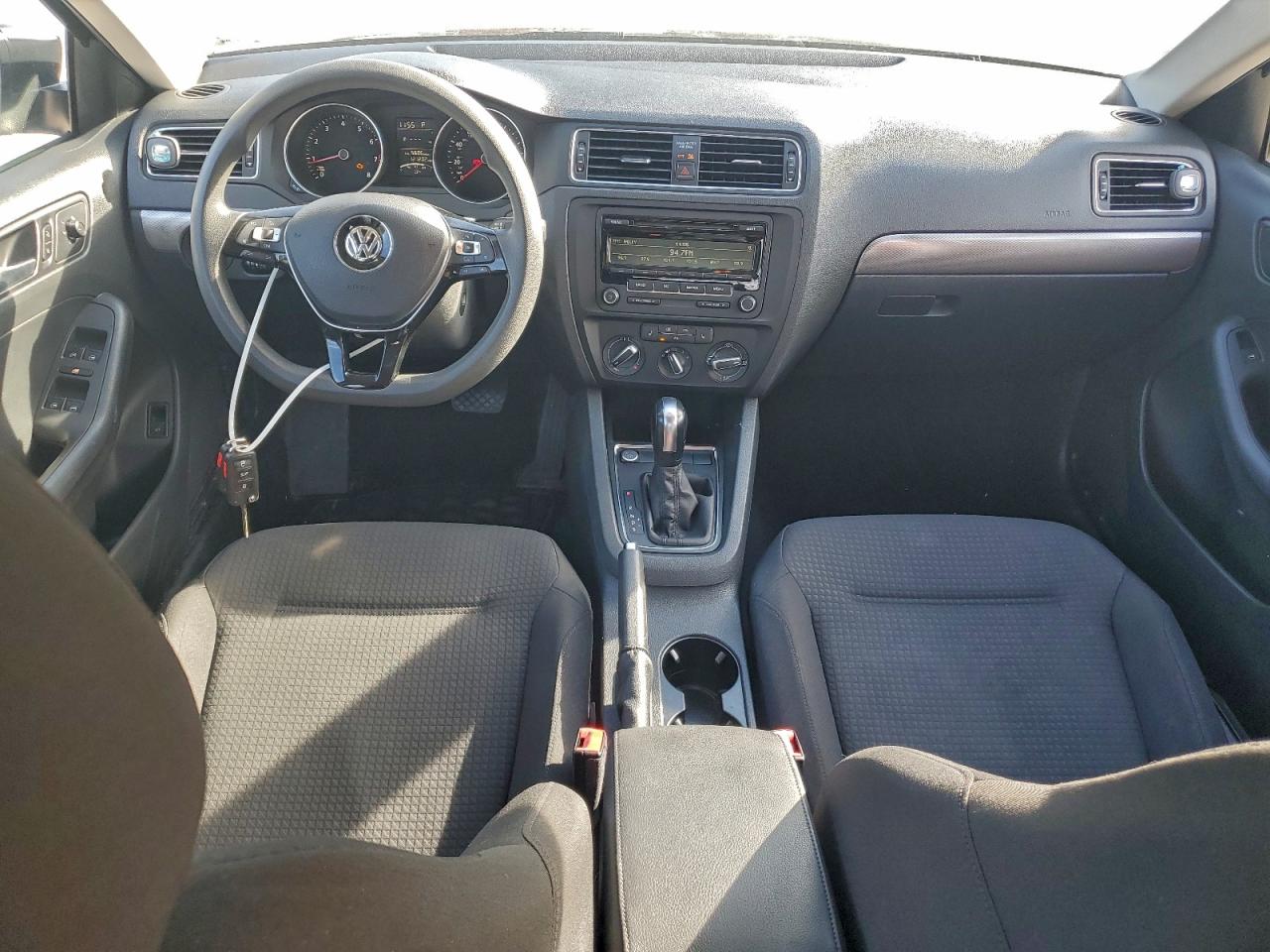 Volkswagen Jetta Se Image 12