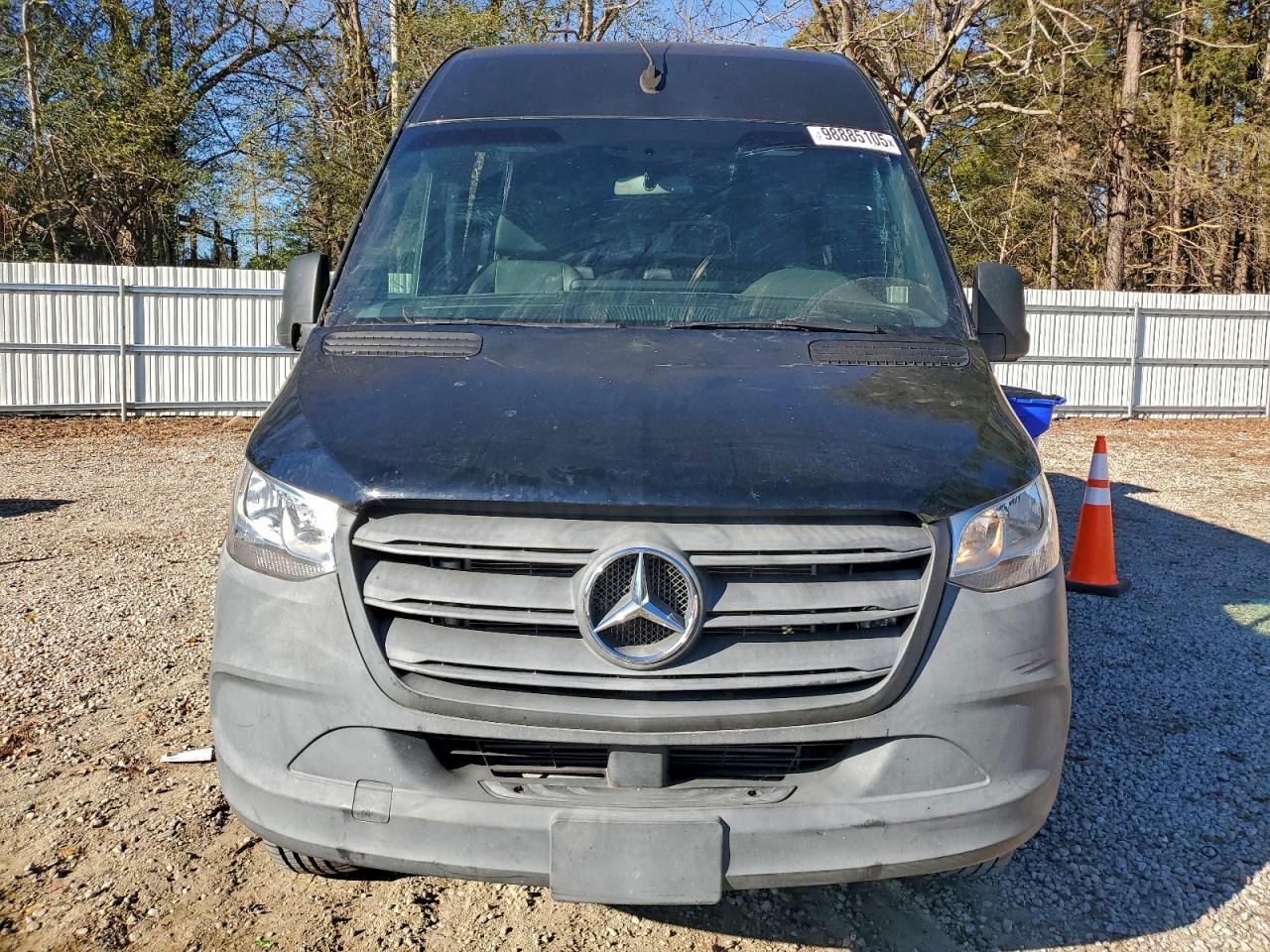 Mercedes-Benz Sprinter 2500/3500 Image 6