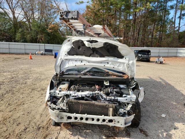 Ford Transit Xlt Image 14