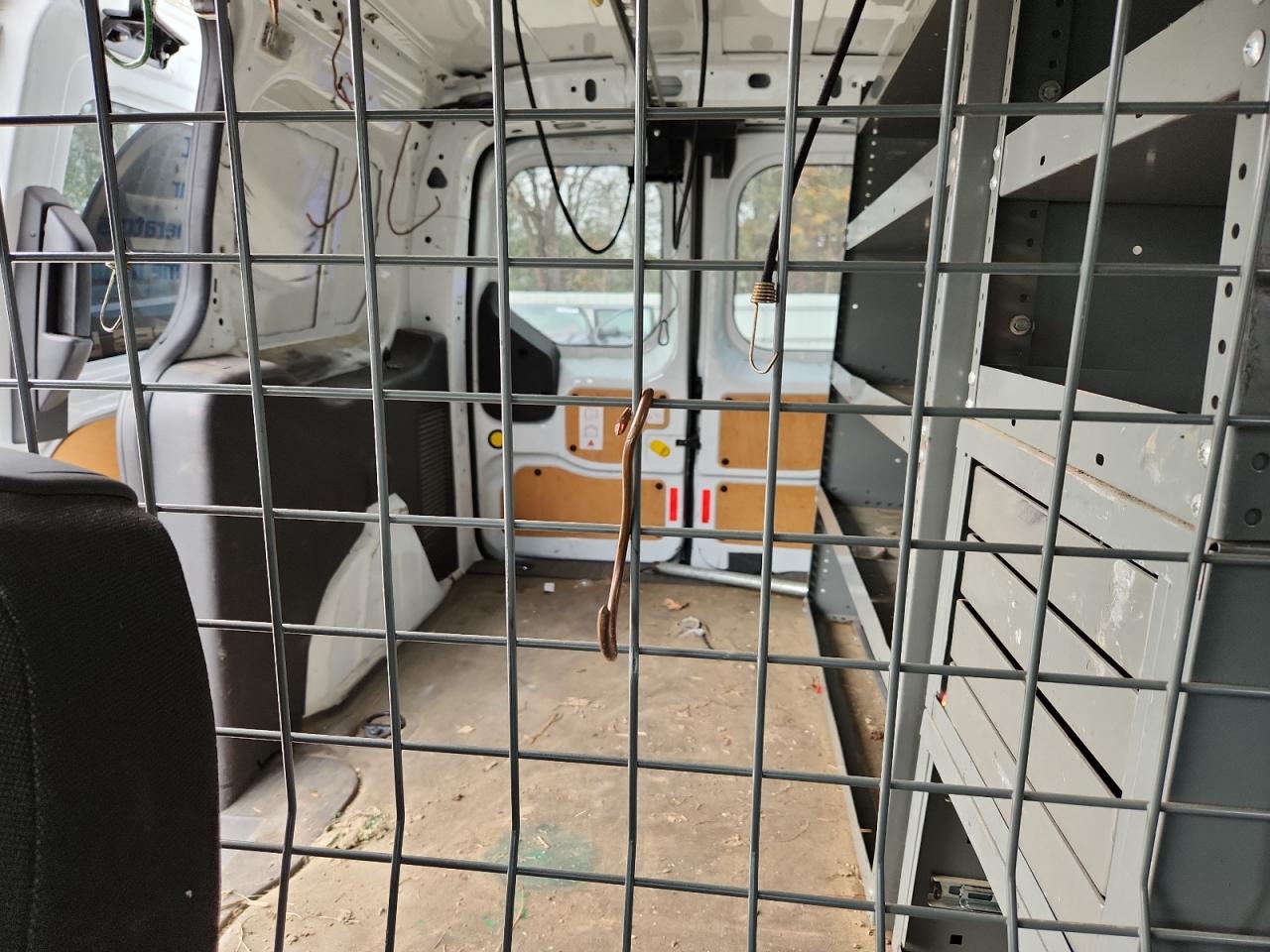 Ford Transit Xlt Image 9