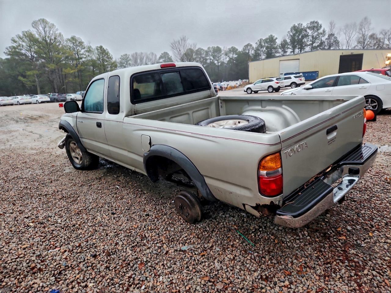 Toyota Tacoma Xtracab Image 2